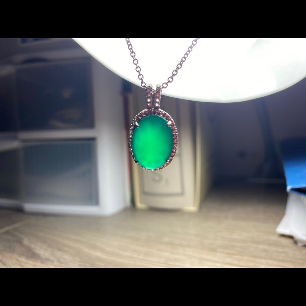 Green onyx pendant , sterling silver